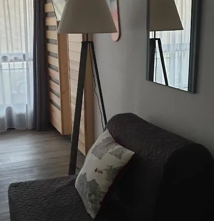 Le Galaxie فيلارد دي لانس